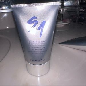 Monat curl defining cream